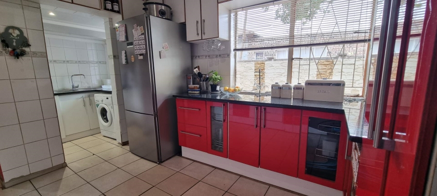 3 Bedroom Property for Sale in Noordhoek Free State